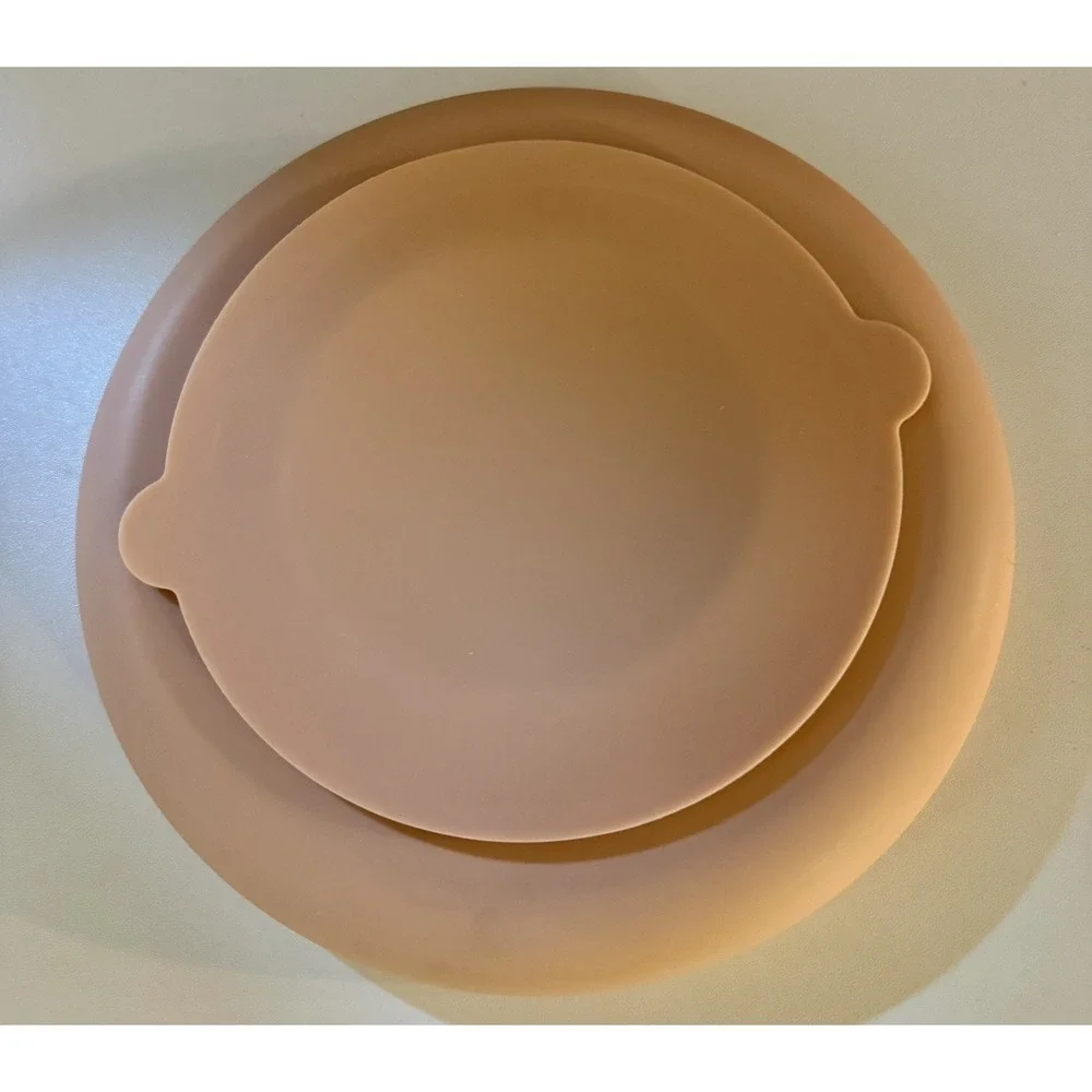 Should We Go? Slow Feeder Pet Bowl & Placemat‎ Set Tan/Peach Silicone NEW